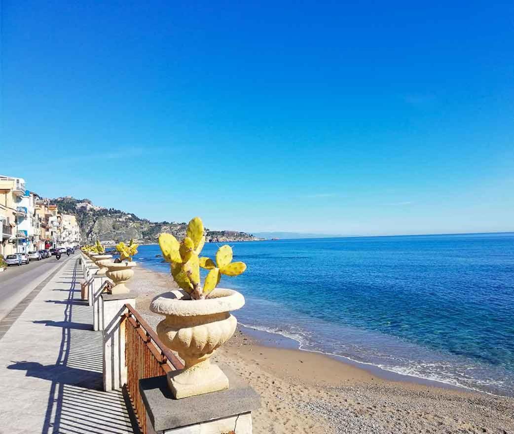 Appartamento Da Nella Giardini-Naxos Exterior foto